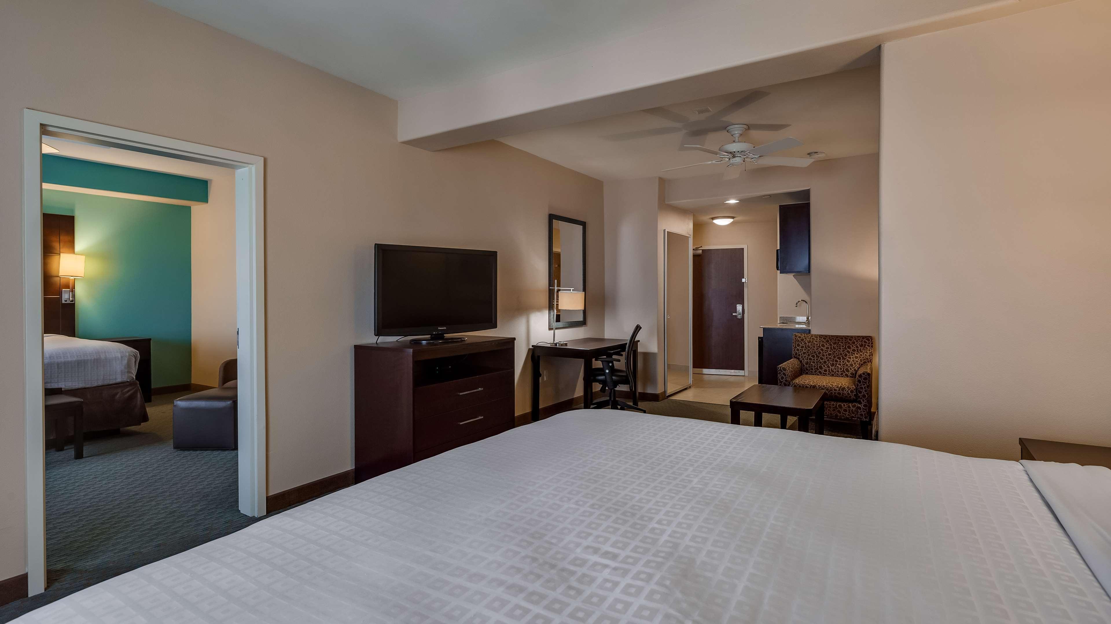 Best Western Plus Midland Suites מראה חיצוני תמונה