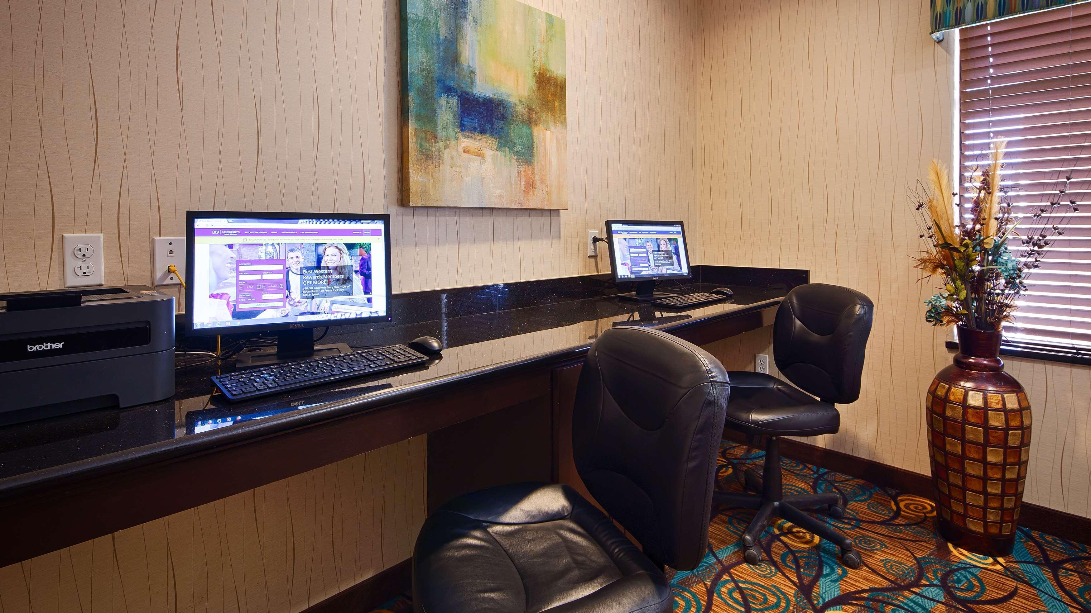 Best Western Plus Midland Suites מראה חיצוני תמונה