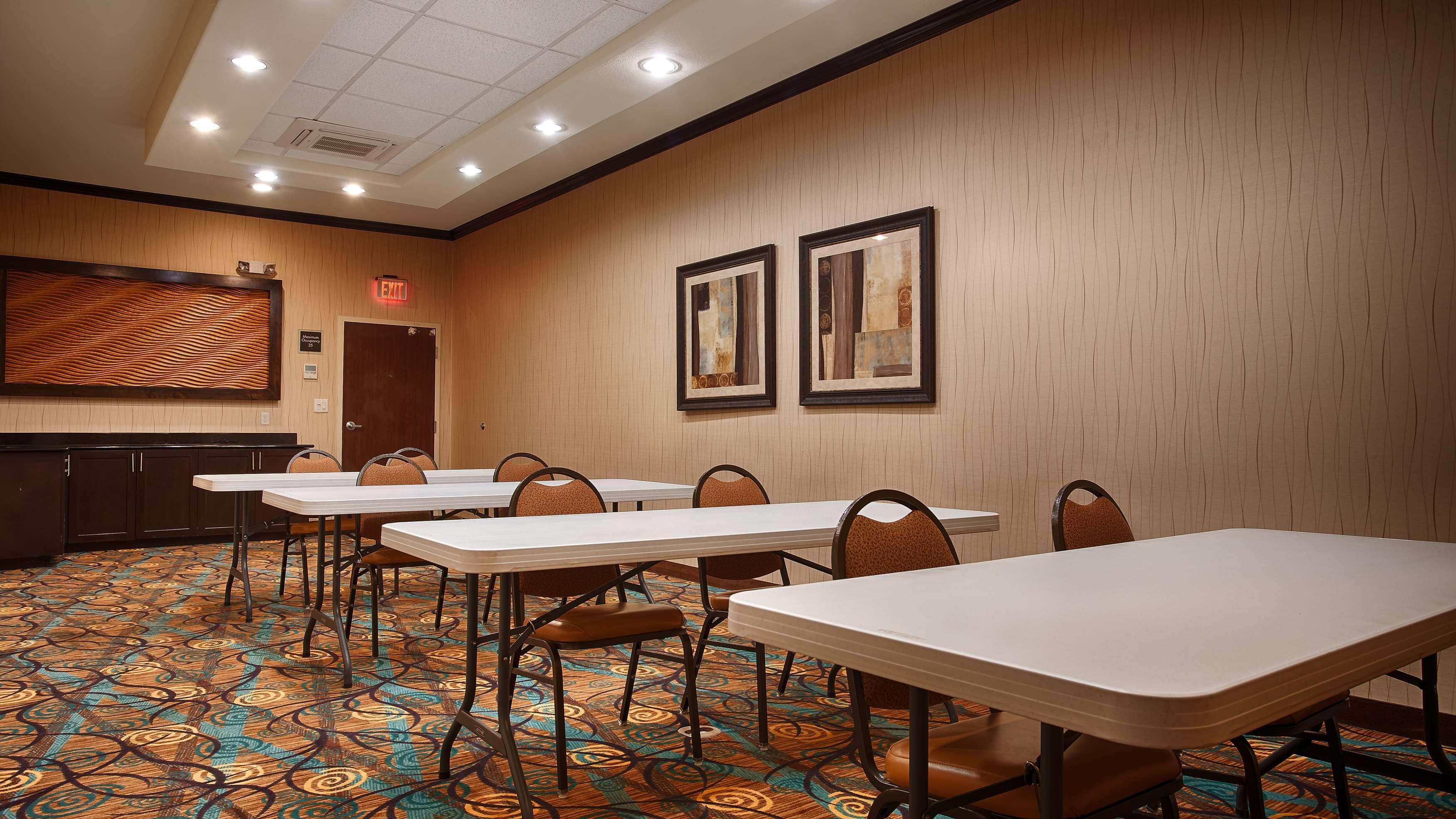 Best Western Plus Midland Suites מראה חיצוני תמונה
